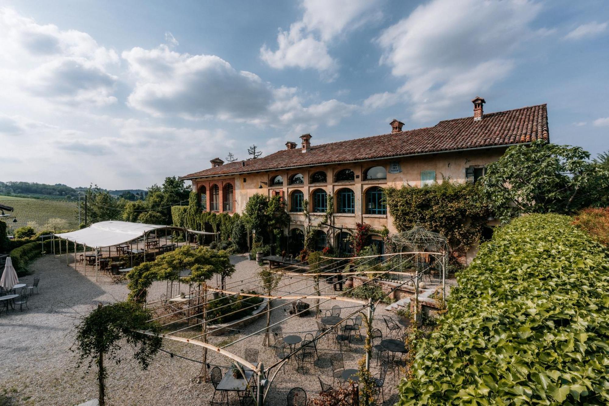 Villa Borgo Casa Scaparone Alba  Exterior foto